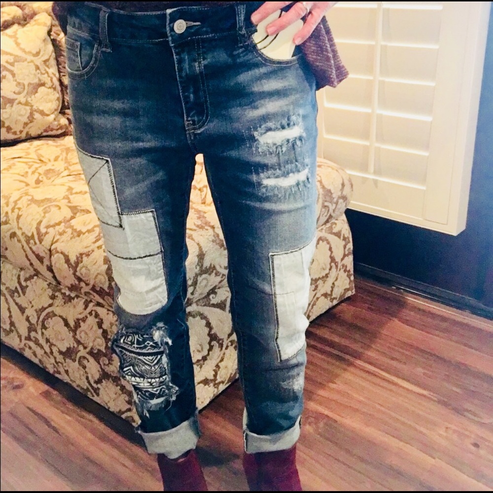 🆕 💙 Patchwork Denim Jeans - Picture 2 of 8